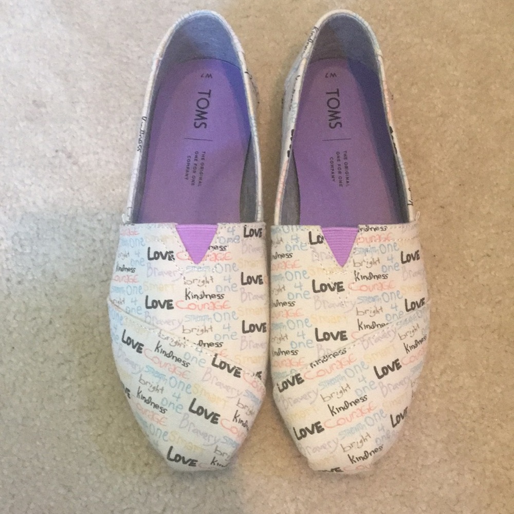 TOMS women’s strength shoes